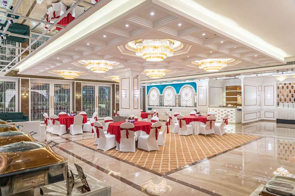 Clarion Hotel Epicure Dehradun Bekvämligheter bild